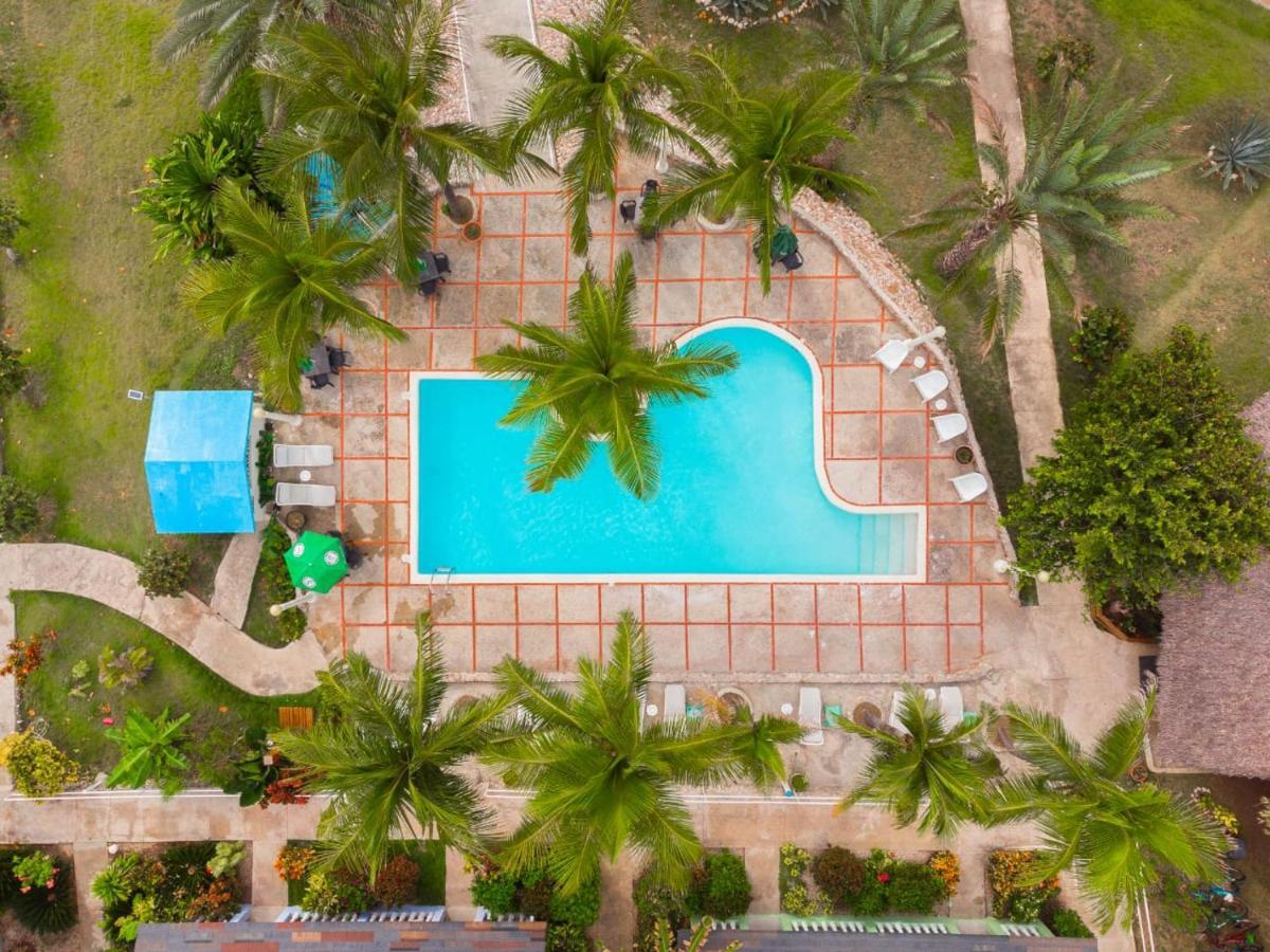 Hotel Playazul Barahona Exterior photo